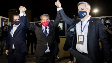 Joan Laporta, junto a Toni Freixa y Víctor Font