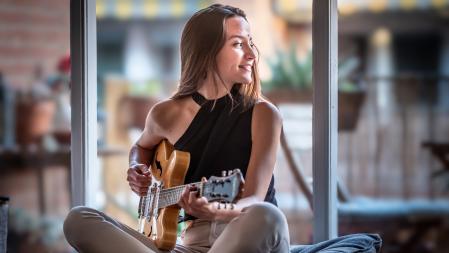 16032021 Entrevista Magazine,Judit Neddermann,cantautora