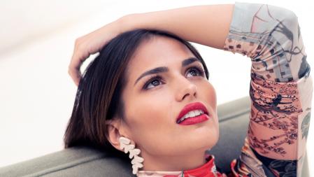 Actriz, escritora y madre de dos hijos, Sara Sálamo se define a sí misma como trabajadora y perseverante