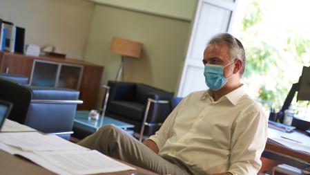 El vicepresidente segundo del Consell, Héctor Illueca, durante la entrevista.