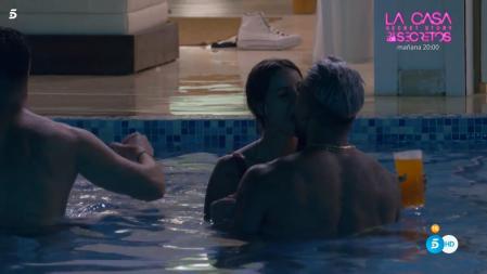 Jaque mate para Christofer con el beso de Fani a Julián en 'La Última Tentación'