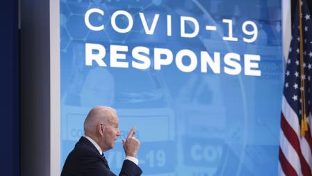 Joe Biden, en una reunión informativa sobre medidas contra la pandemia, ayer en la Casa Blanca