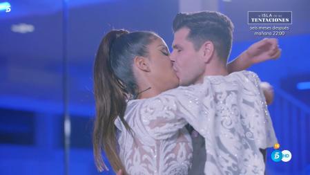 Inesperado reencuentro de Tania y Alejandro y Gal·la arrepentida en ‘La Isla de las Tentaciones 4’