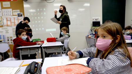 Durante el mes de septiembre, las horas lectivas en infantil y primaria finalizarán a las 13 h