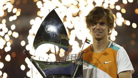 Tennis - ATP 500 - Dubai Tennis Championships - The Dubai Duty Free Tennis Centre, Dubai, United Arab Emirates - February 26, 2022 Russia's Andrey Rublev celebrates with the trophy after winning the Dubai Tennis Championships final match against Czech Republic's Jiri Vesely REUTERS/Suhaib Salem