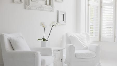 Sala de estar blanca