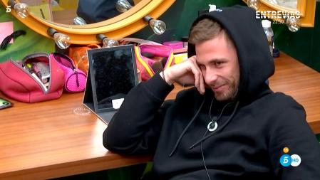 El tonteo de Tom Brusse y Sandra en 'Secret Story': 