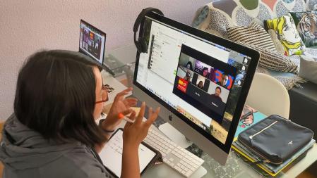 La pandemia ha generalizado las reuniones de trabajo virtuales a través de videollamadas