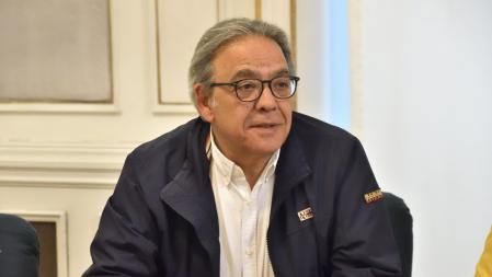 El todavía portavoz del PSPV, Manolo Mata, en una Junta de Síndics.