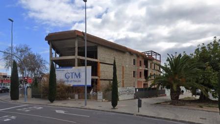 Imagen del edificio donde fue hallado el cadáver.
