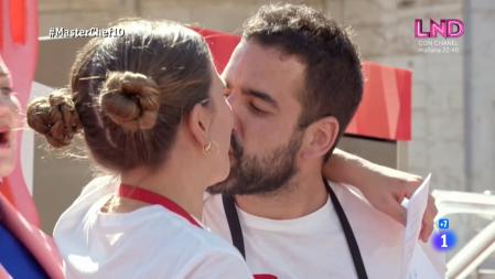 El duro pasado de Adrián, el primer beso de Eva y Jokin y nuevo expulsado de ‘Masterchef 10’