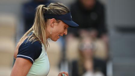 Paula Badosa celebra su victoria ante Fiona Ferro, este martes en París