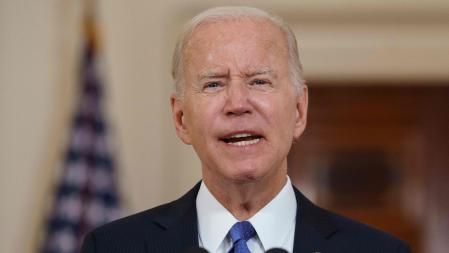 El presidente Biden, durante su solemne declaración sobre la sentencia del Supremo contra el aborto