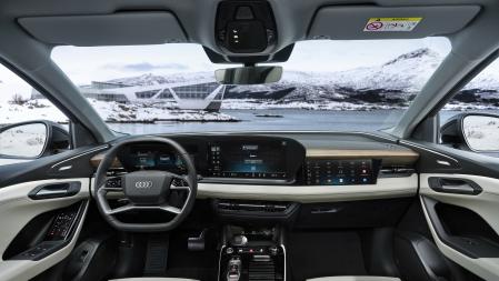 Este Audi disfruta de un sistema multimedia de prestaciones muy avanzadas, incluyendo una pantalla opcional frente al acompañante 