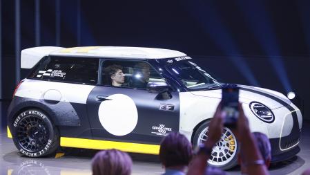 MINI presenta dos coches de exhibición JCW&nbsp;