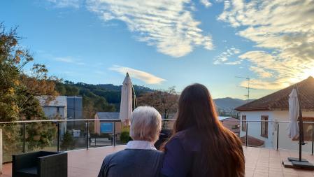 Judit Villena considera que es necesario romper el estigma que rodea a las personas mayores y a las residencias