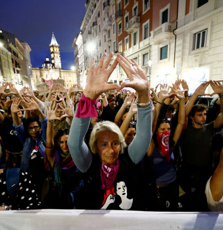 Bruselas cierra la puerta a un fondo europeo para blindar el acceso al aborto