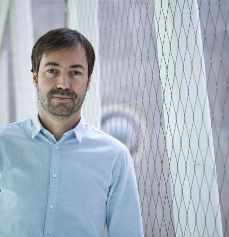 Eduard Conti, economista y asesor financiero: “El coche puede convertirse en un agujero económico, no se deben dedicar más del 10-15 % de los ingresos”