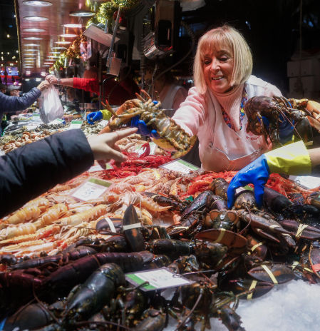 Capitalidad comercial con domingos cerrados