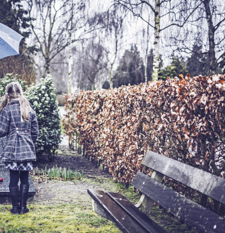 Duelo infantil: cómo ayudarles a enfrentarse a su primera muerte