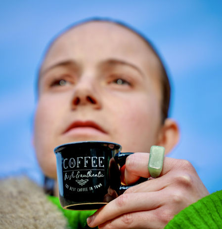 La ciencia revela por qué tomar tres cafés al día puede ser bueno para tu salud