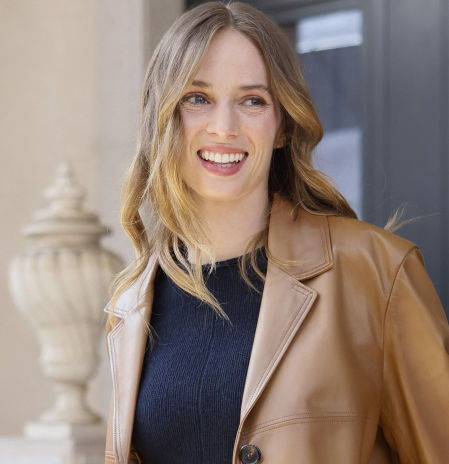 La hija de Ethan Hawke y Uma Thurman se casa por sorpresa rodeada de sus compañeros de 'Stranger Things’