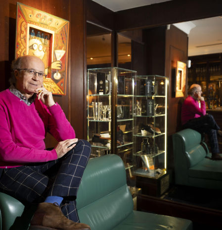 “Una barra de bar es un altar”