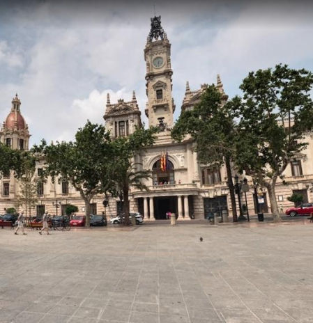 Bronca política por un acento