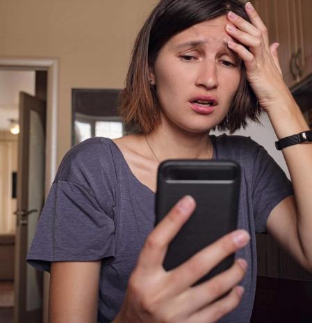 Vivir cansados y estar siempre disponibles: la normalización del agotamiento cotidiano