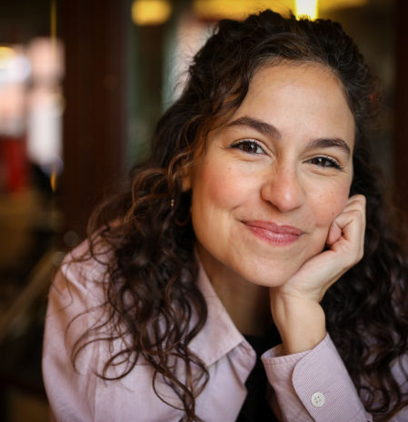 Bàrbara Mestanza: “A cada paso que damos las mujeres, la culpa se reactiva”