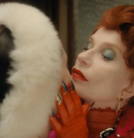 El festín vampírico de Isabelle Huppert (y Conchita Wurst) en la Berlinale