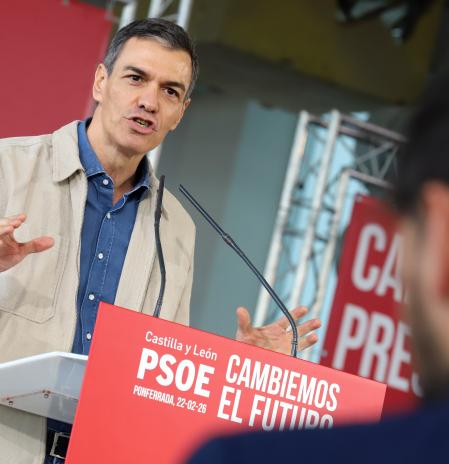 Sánchez urge a la movilización progresista para levantar “un dique de contención” al PP y Vox