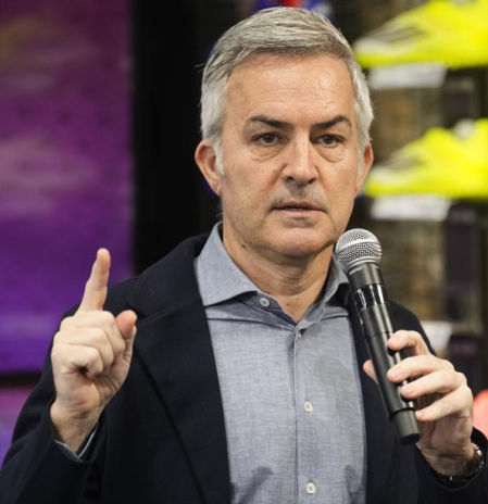 Los rivales de Laporta negocian un posible pacto