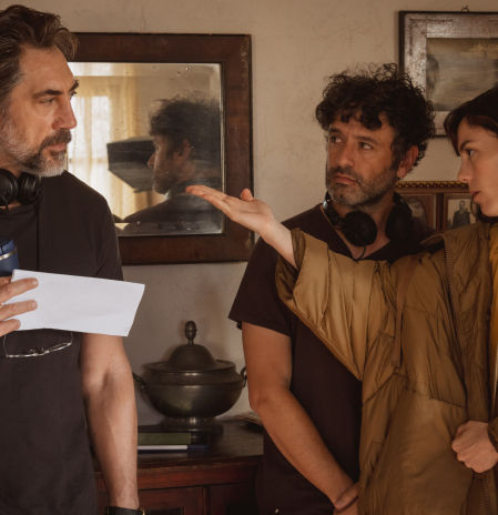 Así es la intensa primera escena entre Javier Bardem y Victoria Luengo en 'El ser querido'