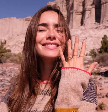 Lily Collins recupera su anillo de compromiso tres años después de que se lo robaran