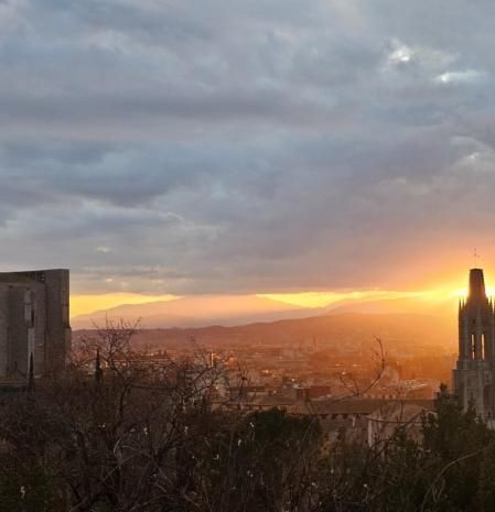Puesta de sol en Girona.