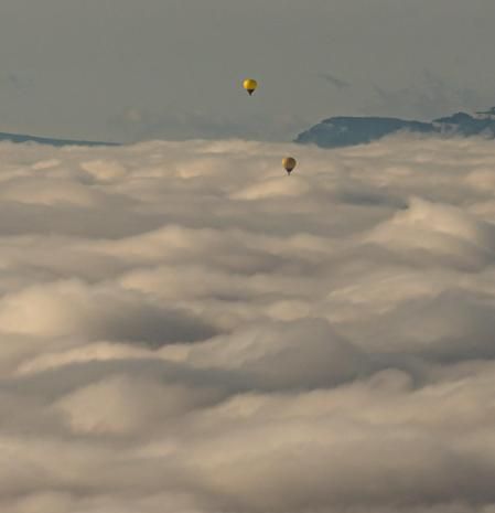 Mar de niebla en Sant Pere de Torelló.