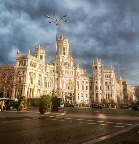 Atardecer en el Palacio de Cibeles.