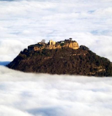 Niebla en la Plana de Vic visto desde Bellmunt.