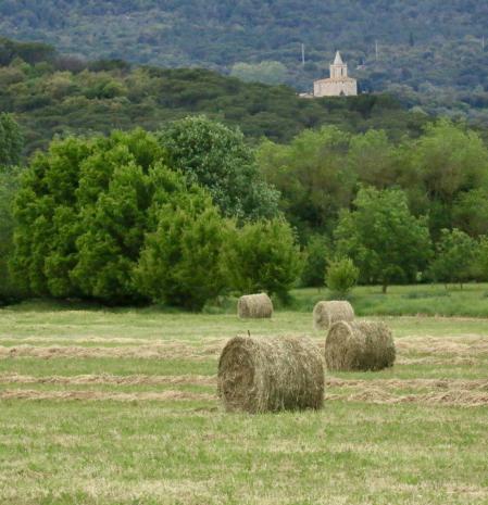 Balas de paja en Palafrugell.