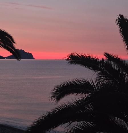 El candilazo del amanecer del peñón de Ifach.
