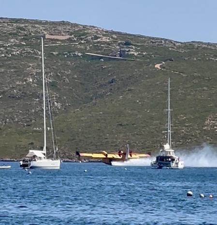 Surcando el cielo y el mar en Fornells.