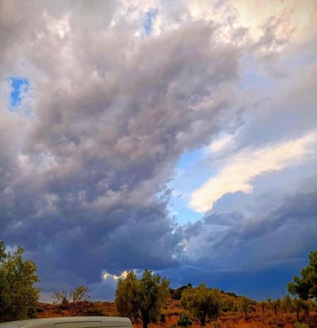 Último atardecer del verano en Alcorisa.