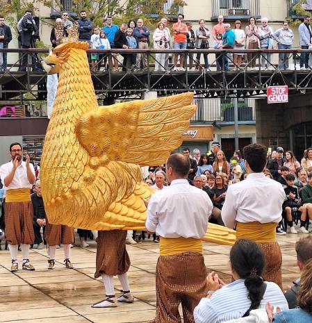 La Ballada de l'Àliga en la Plaça de Sant Joan de Lleida.