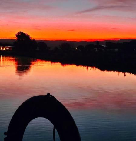 Los espejos del otoño en el Parc de l'Agulla.
