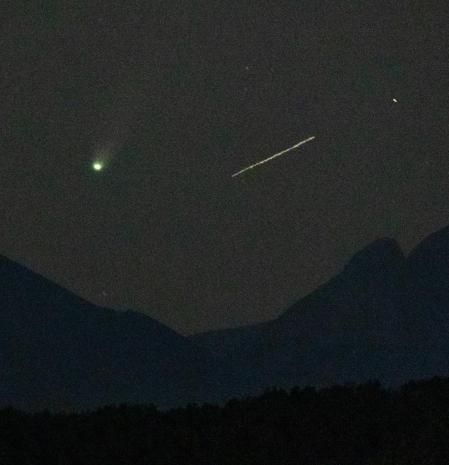 El cometa Lemmon en el Pedraforca.