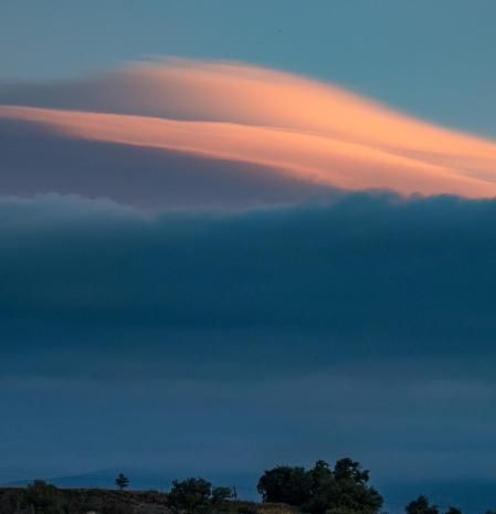 Nube lenticular en el cielo de Gurb.