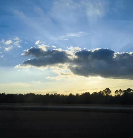 Puesta de sol desde el autobús, en La Garriga.