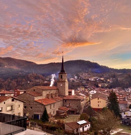 Primeras luces del día en Campdevànol.