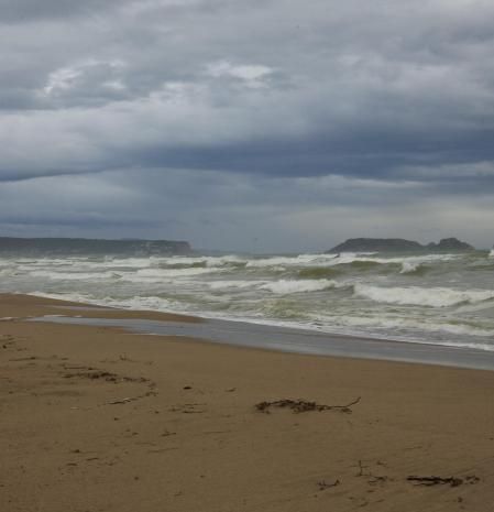Oleaje en la playa de Pals